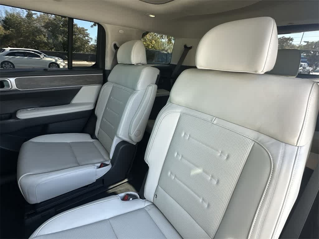 Thumbnail: 2024 Hyundai Santa Fe - 22