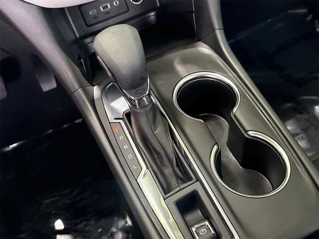 Thumbnail: 2024 Chevrolet Equinox - 21
