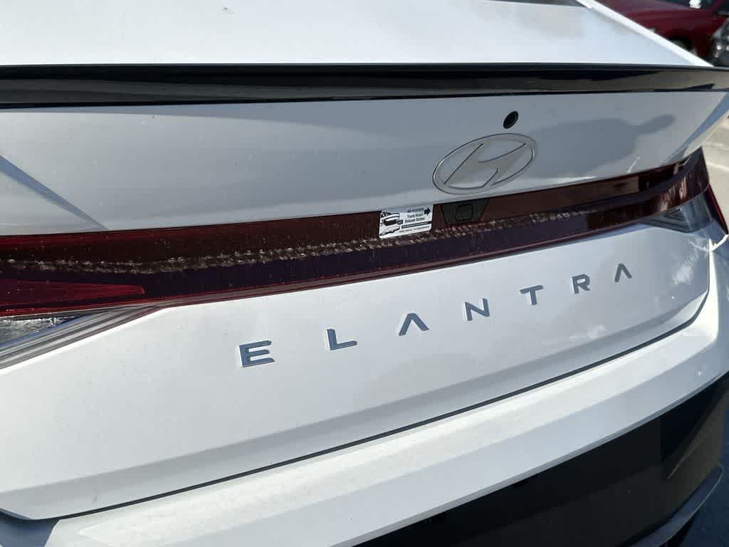 Thumbnail: 2026 Hyundai Elantra - 10