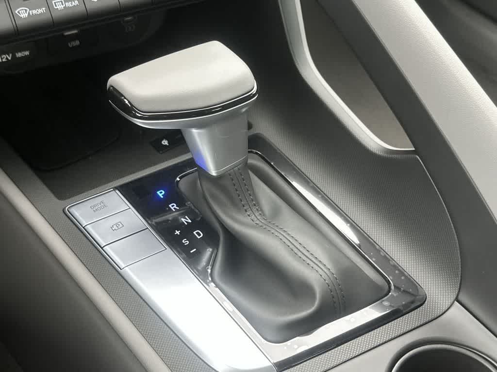 Thumbnail: 2026 Hyundai Elantra - 24