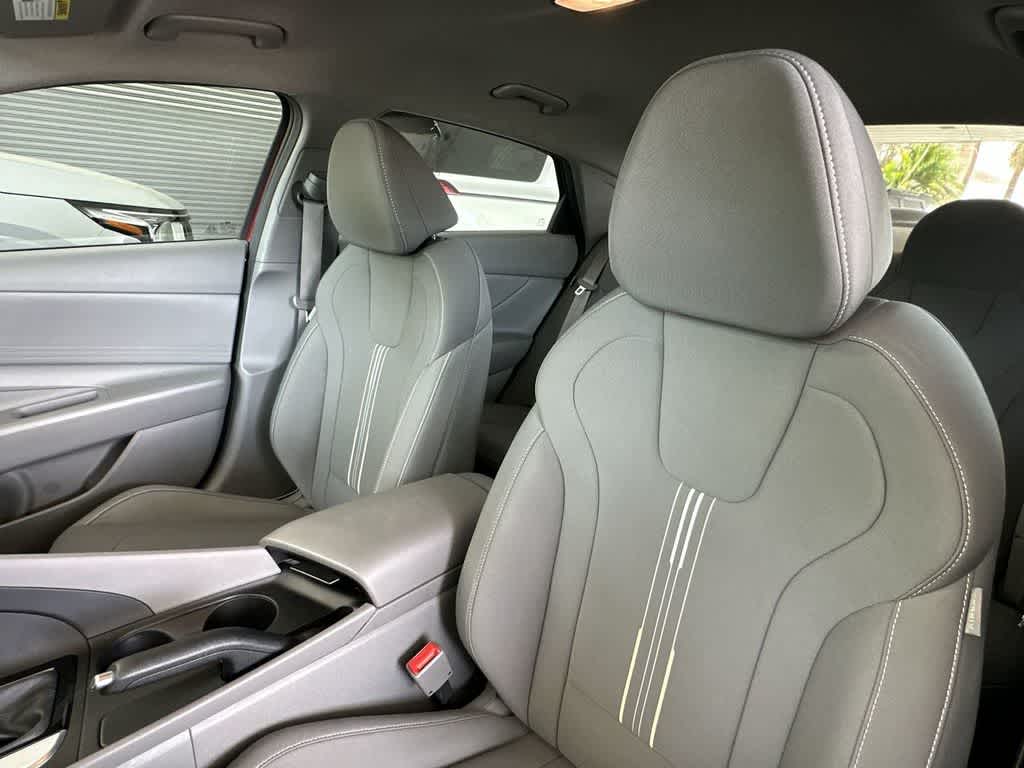 Thumbnail: 2024 Hyundai Elantra - 14