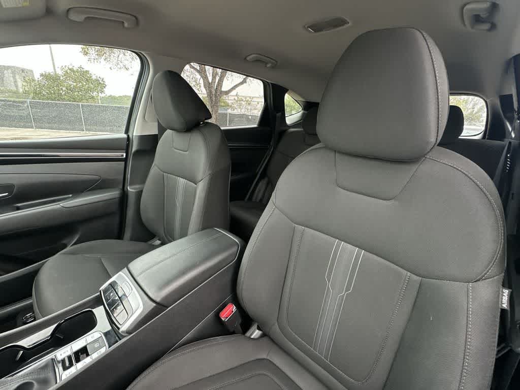 Thumbnail: 2023 Hyundai Tucson - 14