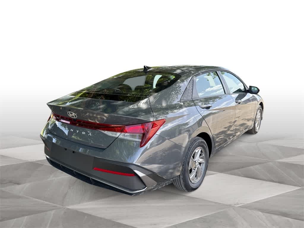 Thumbnail: 2025 Hyundai Elantra - 8