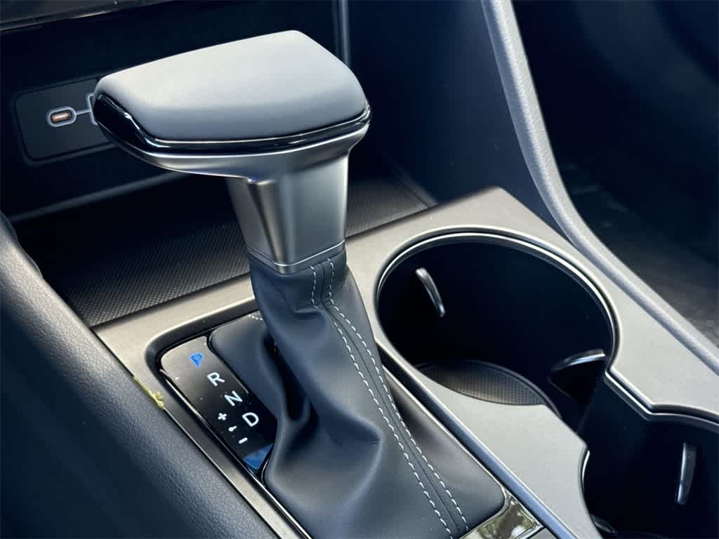 2025 Hyundai Sonata SE 21