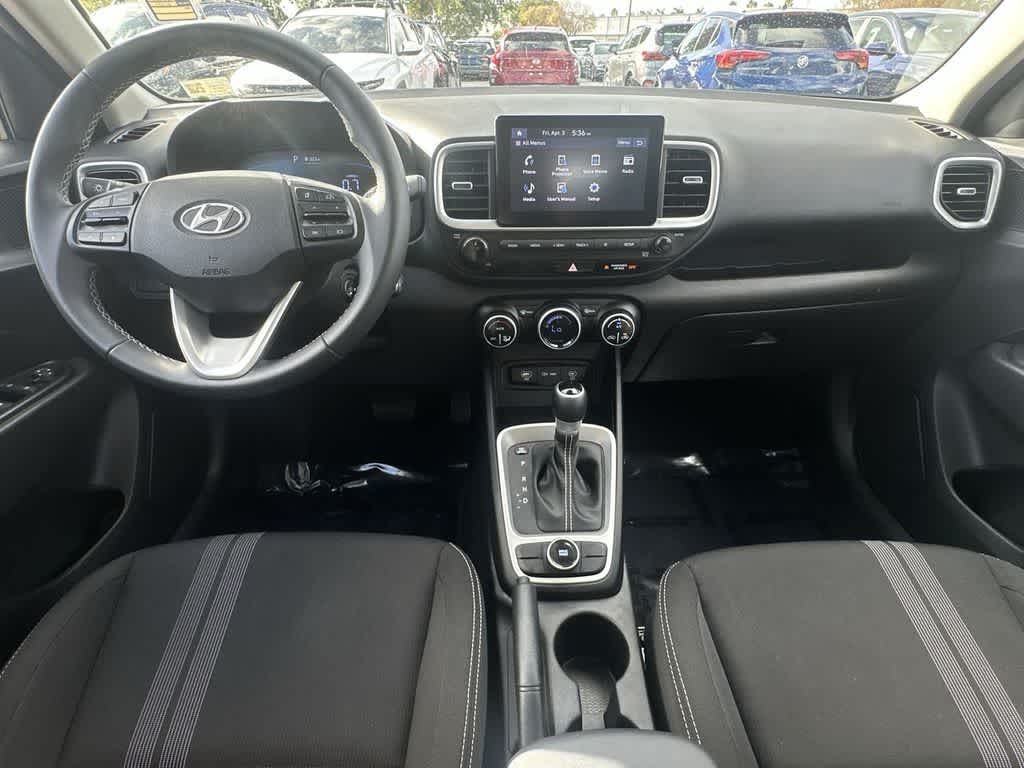 Thumbnail: 2023 Hyundai Venue - 24