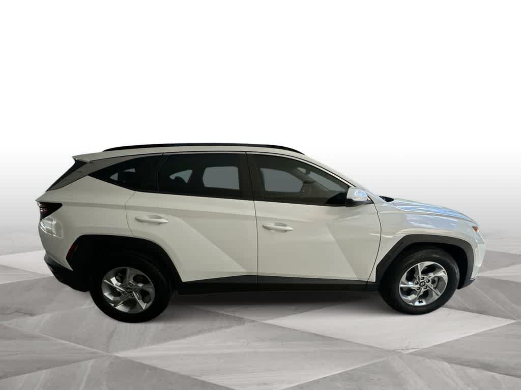Thumbnail: 2024 Hyundai Tucson - 3