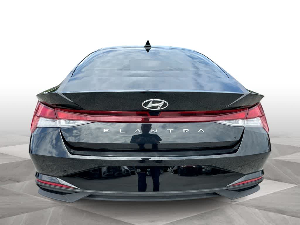 Thumbnail: 2023 Hyundai Elantra - 7