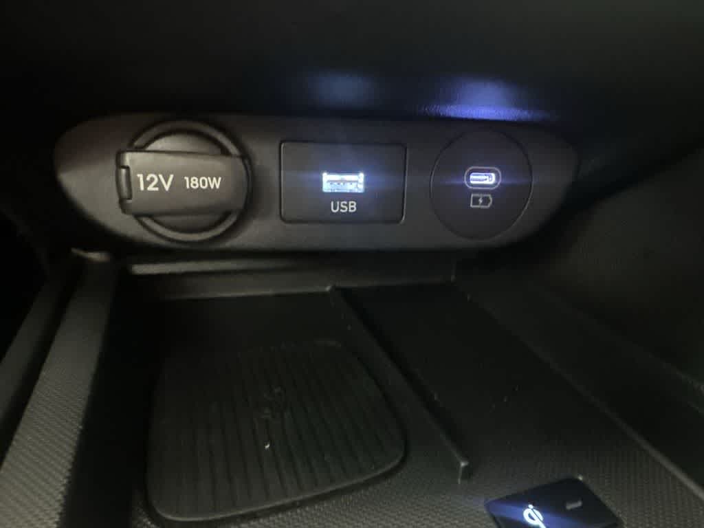 Thumbnail: 2025 Hyundai Elantra - 16