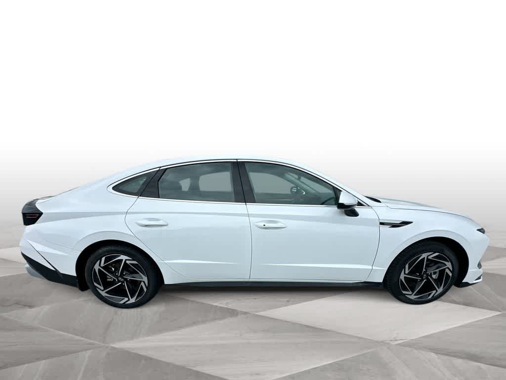 Thumbnail: 2026 Hyundai Sonata - 9