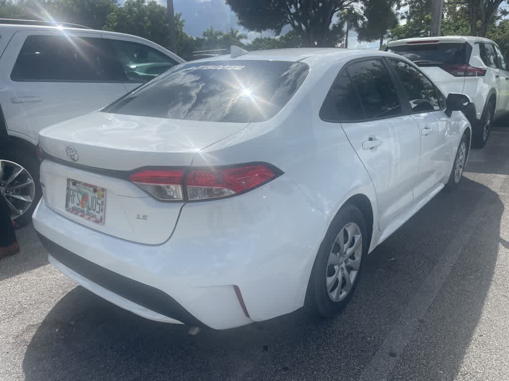 Thumbnail: 2021 Toyota Corolla - 3