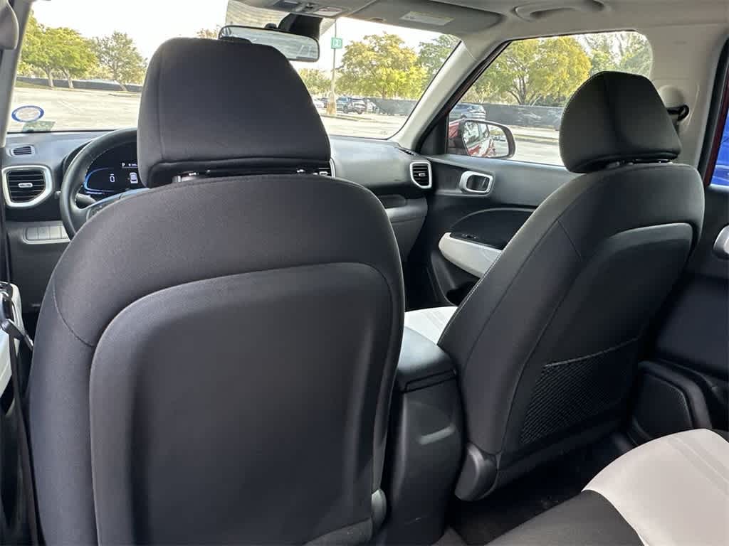 Thumbnail: 2023 Hyundai Venue - 23