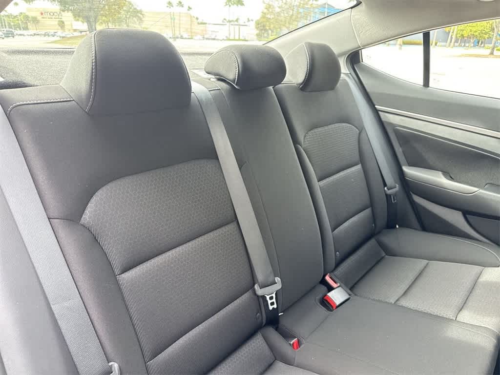 Thumbnail: 2018 Hyundai Elantra - 26