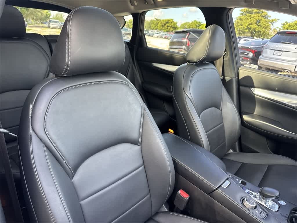 Thumbnail: 2020 INFINITI QX50 - 27