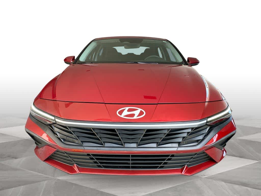 Thumbnail: 2024 Hyundai Elantra - 3