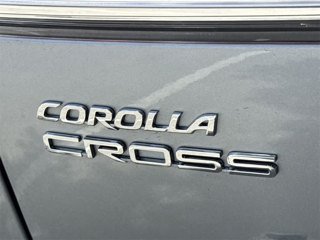 Thumbnail: 2022 Toyota Corolla Cross - 10