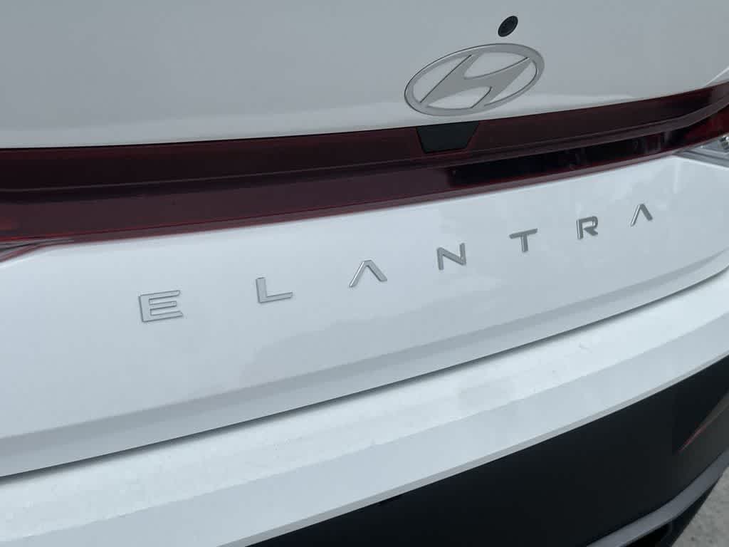 Thumbnail: 2026 Hyundai Elantra - 10