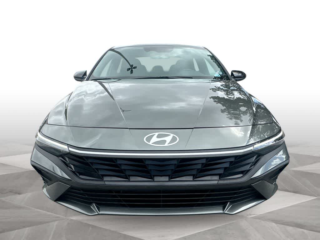 Thumbnail: 2025 Hyundai Elantra - 3