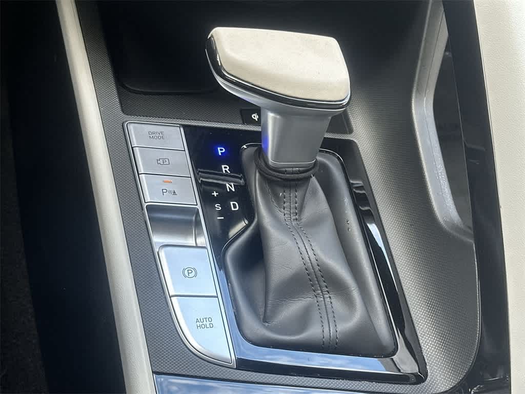 Thumbnail: 2024 Hyundai Elantra - 21