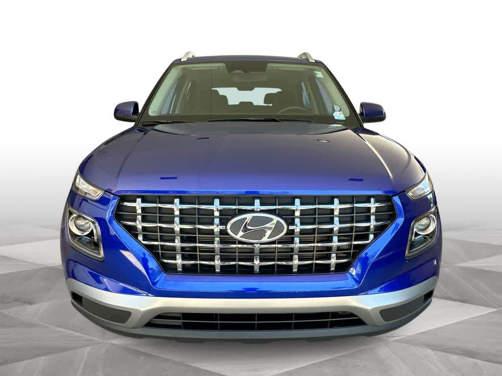 Thumbnail: 2023 Hyundai Venue - 3