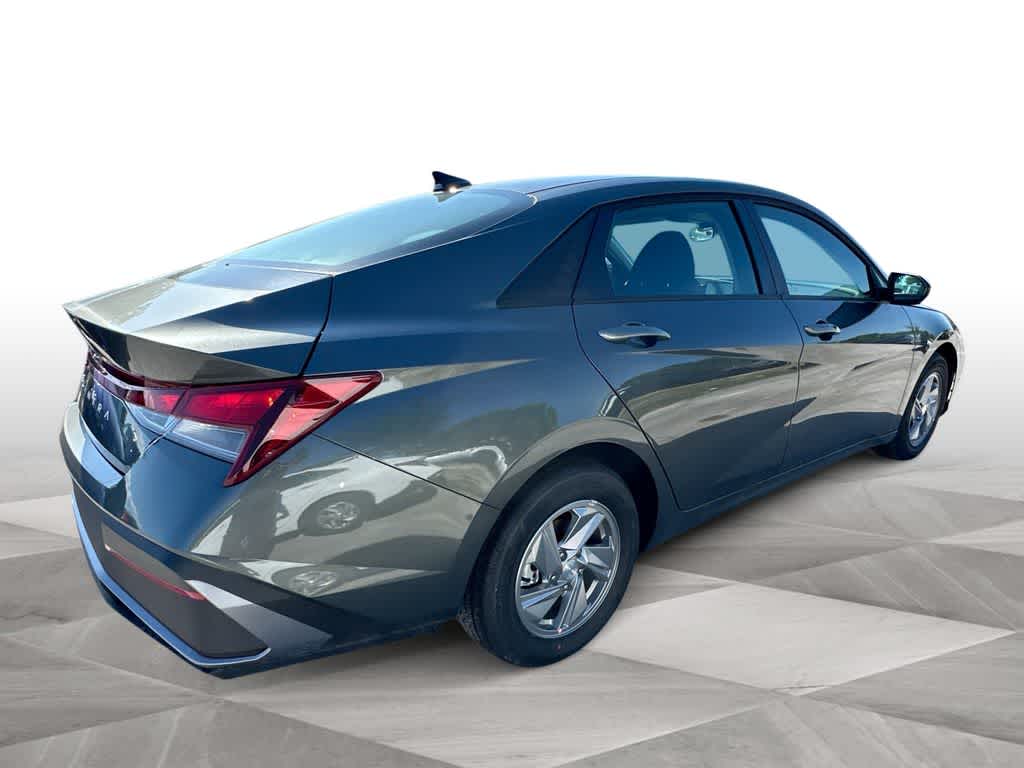 Thumbnail: 2026 Hyundai Elantra - 8