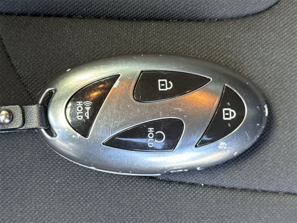 Thumbnail: 2024 Hyundai Elantra - 28