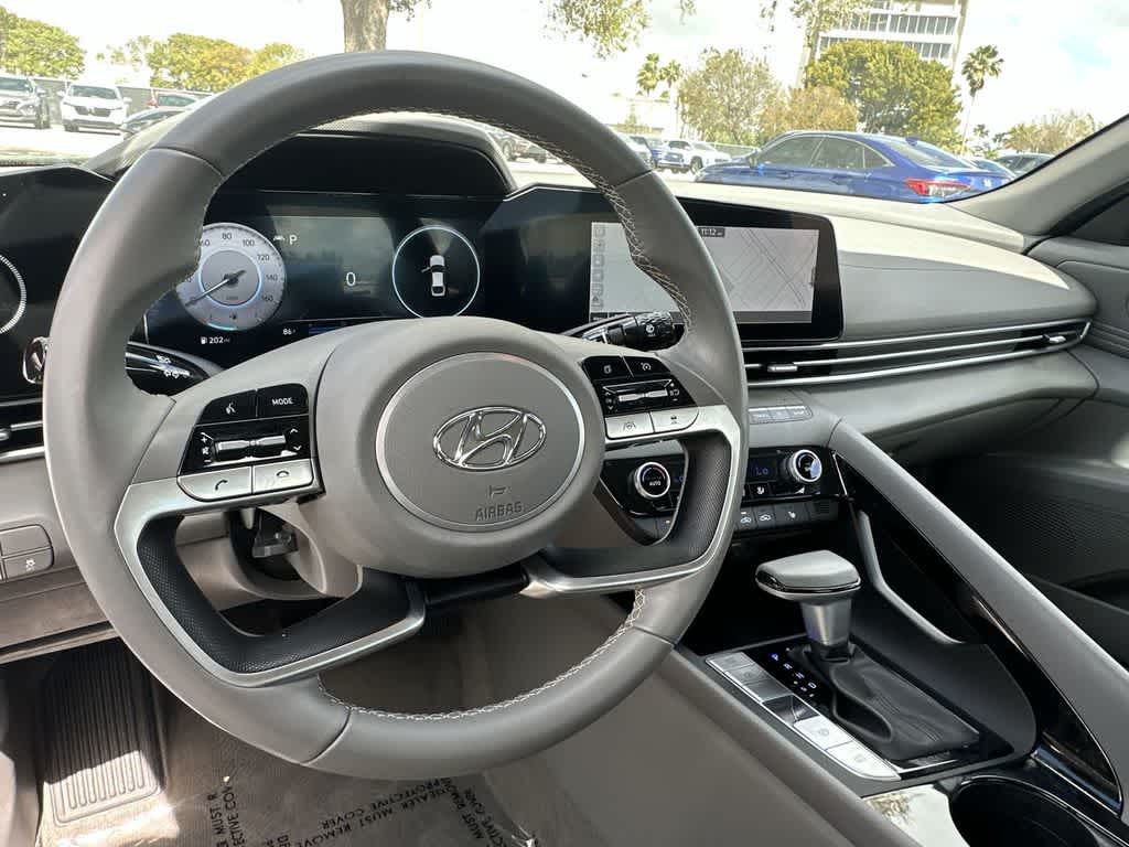 Thumbnail: 2023 Hyundai Elantra - 13