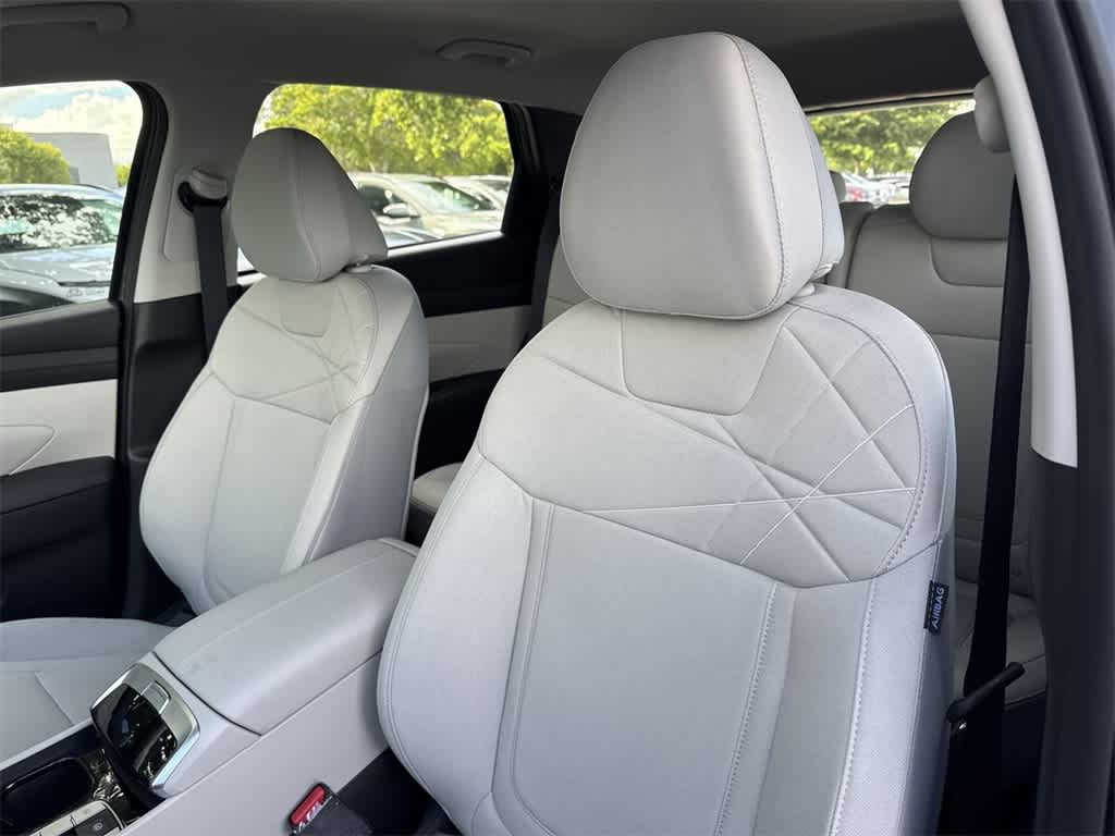 Thumbnail: 2026 Hyundai Tucson - 14