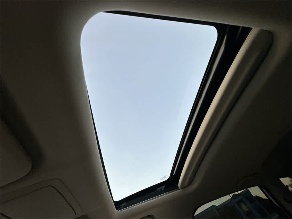 Thumbnail: 2020 Honda CR-V - 17