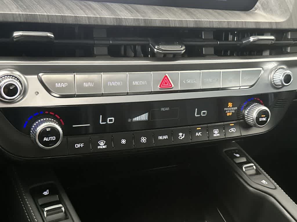 Thumbnail: 2023 Kia Telluride - 19