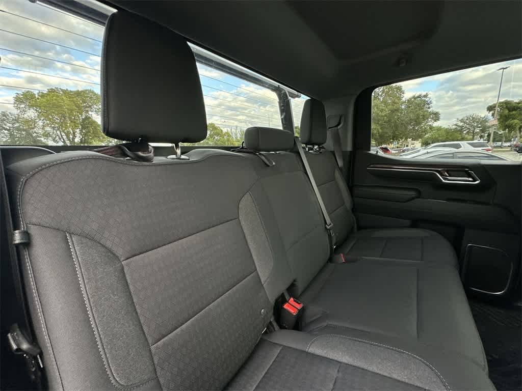 Thumbnail: 2022 Chevrolet Silverado 1500 - 26