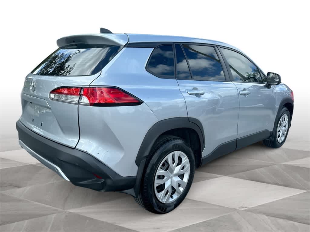 Thumbnail: 2022 Toyota Corolla Cross - 8