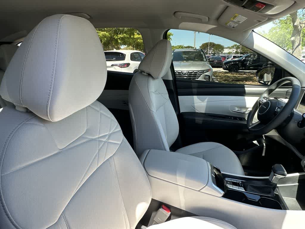 Thumbnail: 2025 Hyundai Tucson - 27