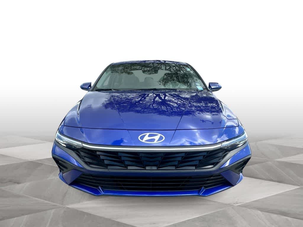 Thumbnail: 2024 Hyundai Elantra - 3