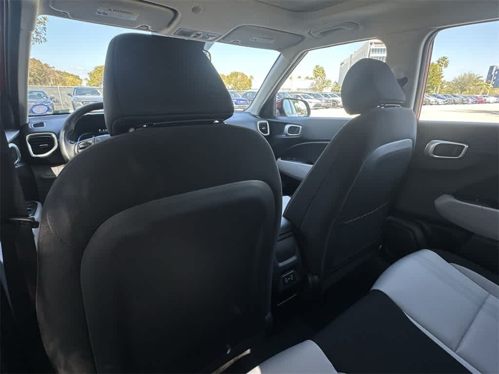 Thumbnail: 2025 Hyundai Venue - 23