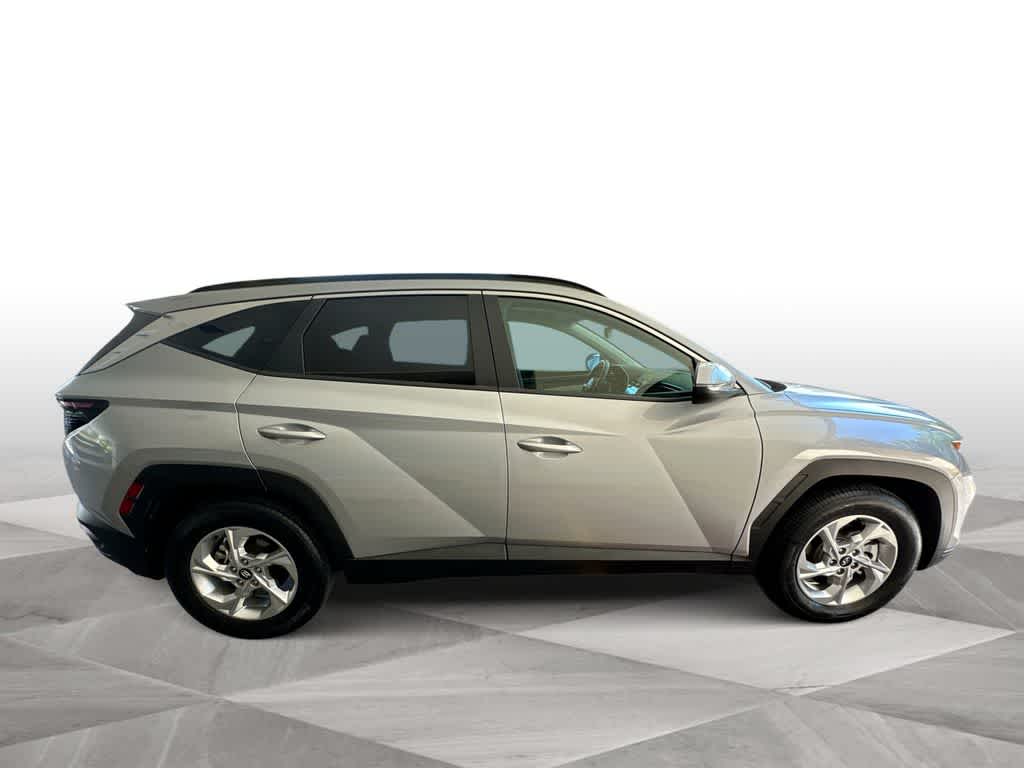 Thumbnail: 2023 Hyundai Tucson - 9