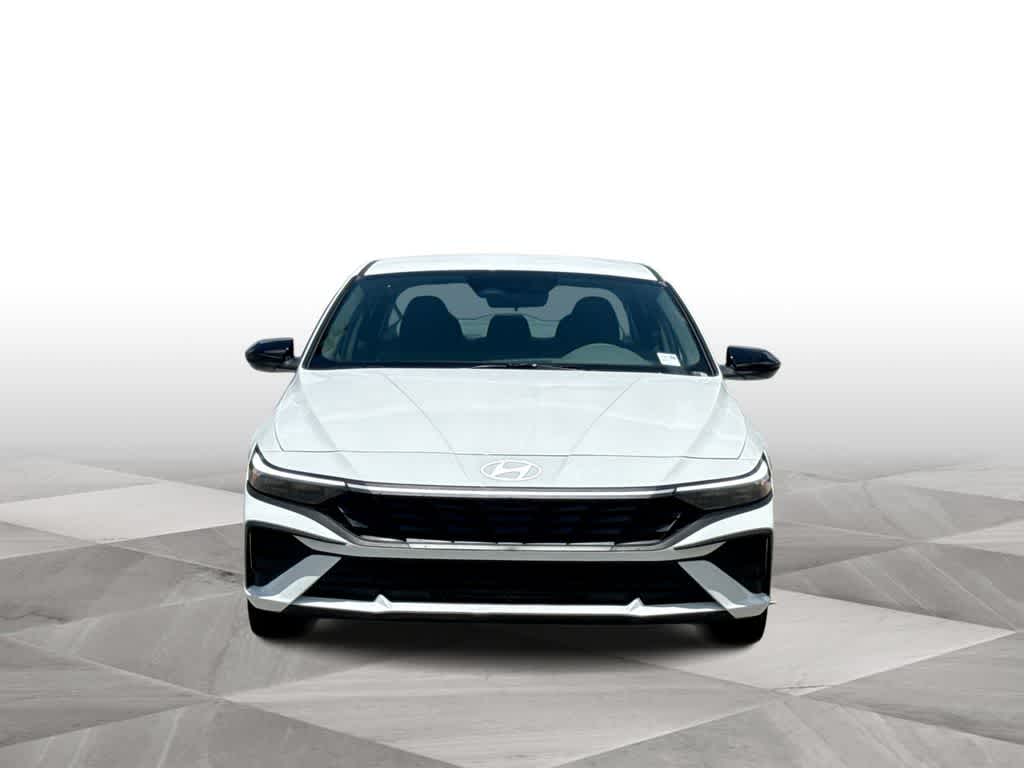 Thumbnail: 2026 Hyundai Elantra - 3
