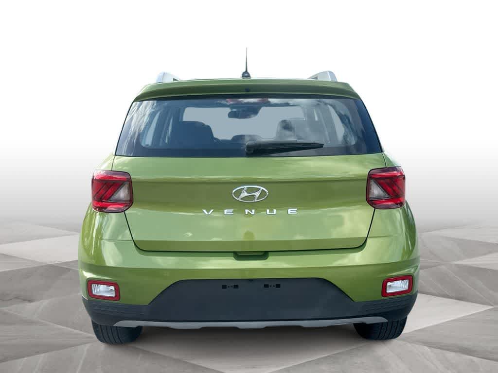 Thumbnail: 2023 Hyundai Venue - 7