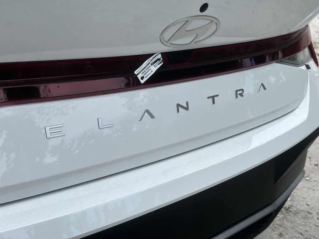 Thumbnail: 2026 Hyundai Elantra - 10
