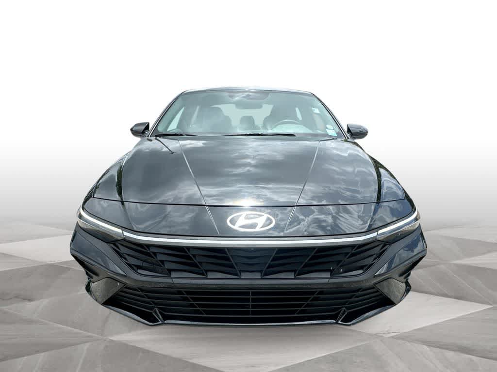 Thumbnail: 2025 Hyundai Elantra - 3