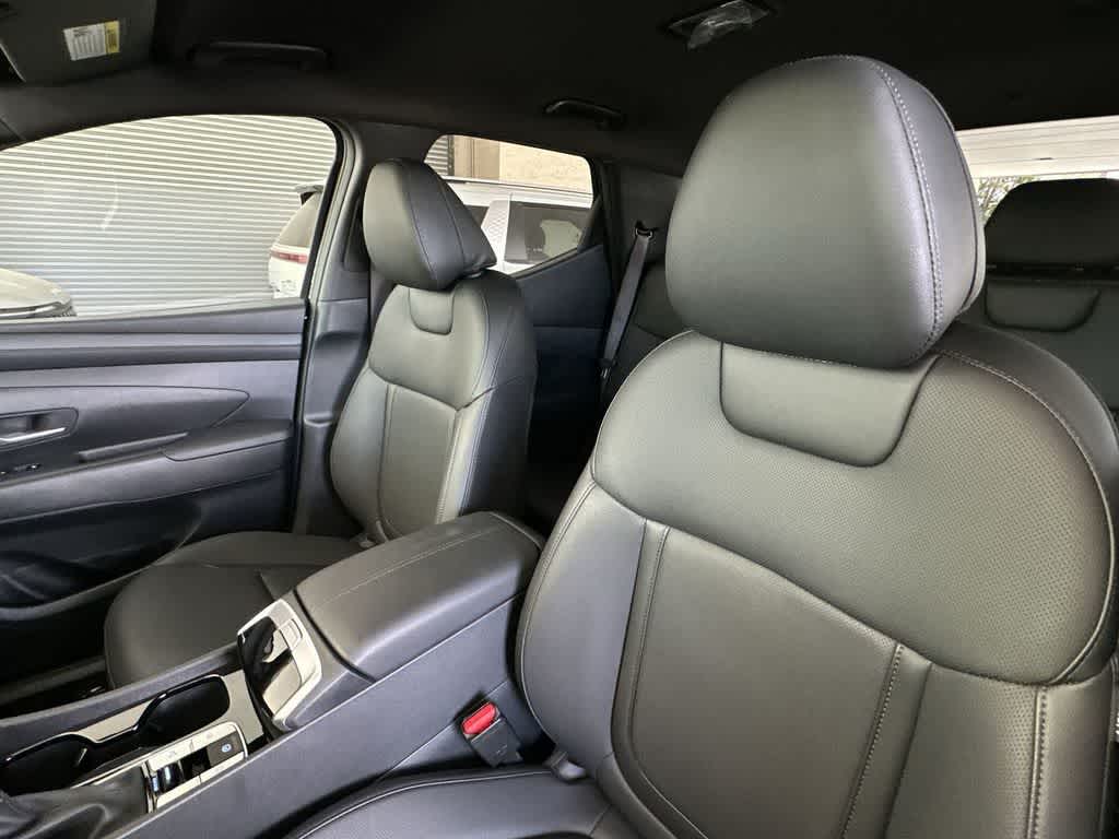 Thumbnail: 2025 Hyundai Santa Cruz - 14