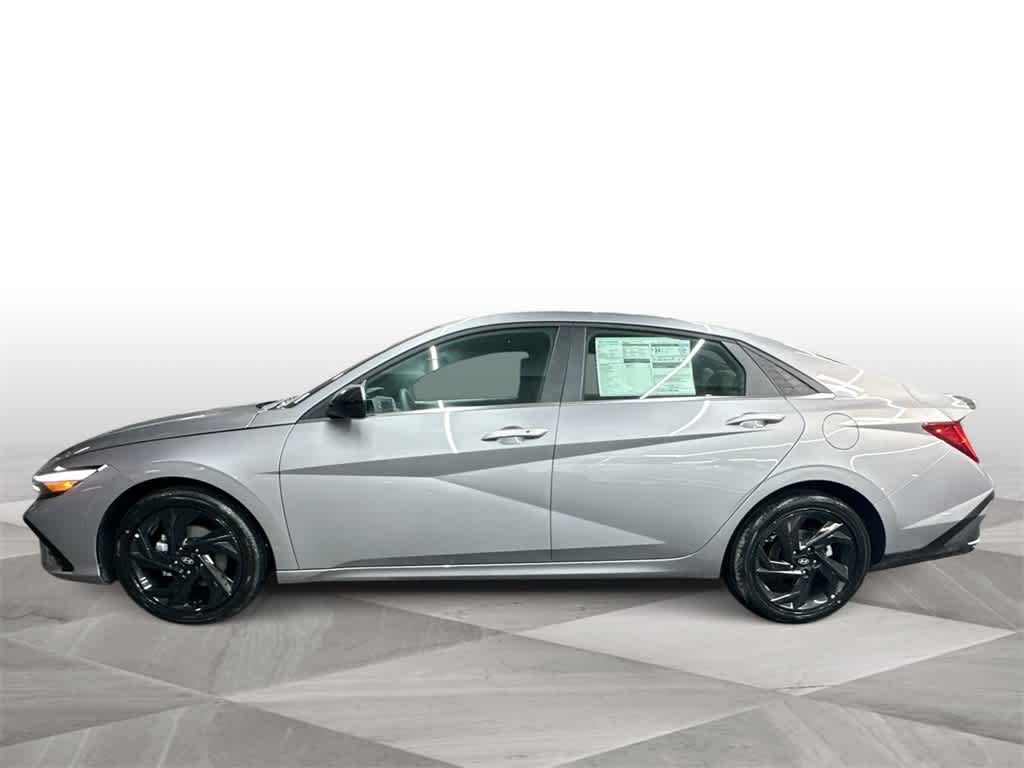 Thumbnail: 2026 Hyundai Elantra - 5