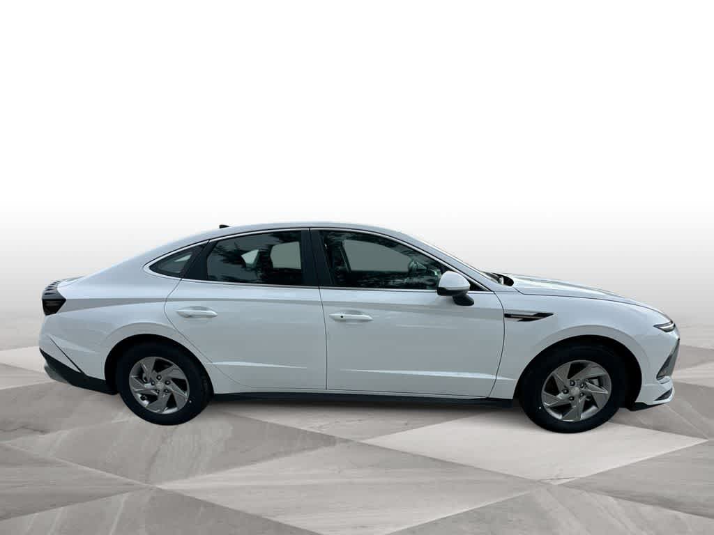 Thumbnail: 2026 Hyundai Sonata - 9