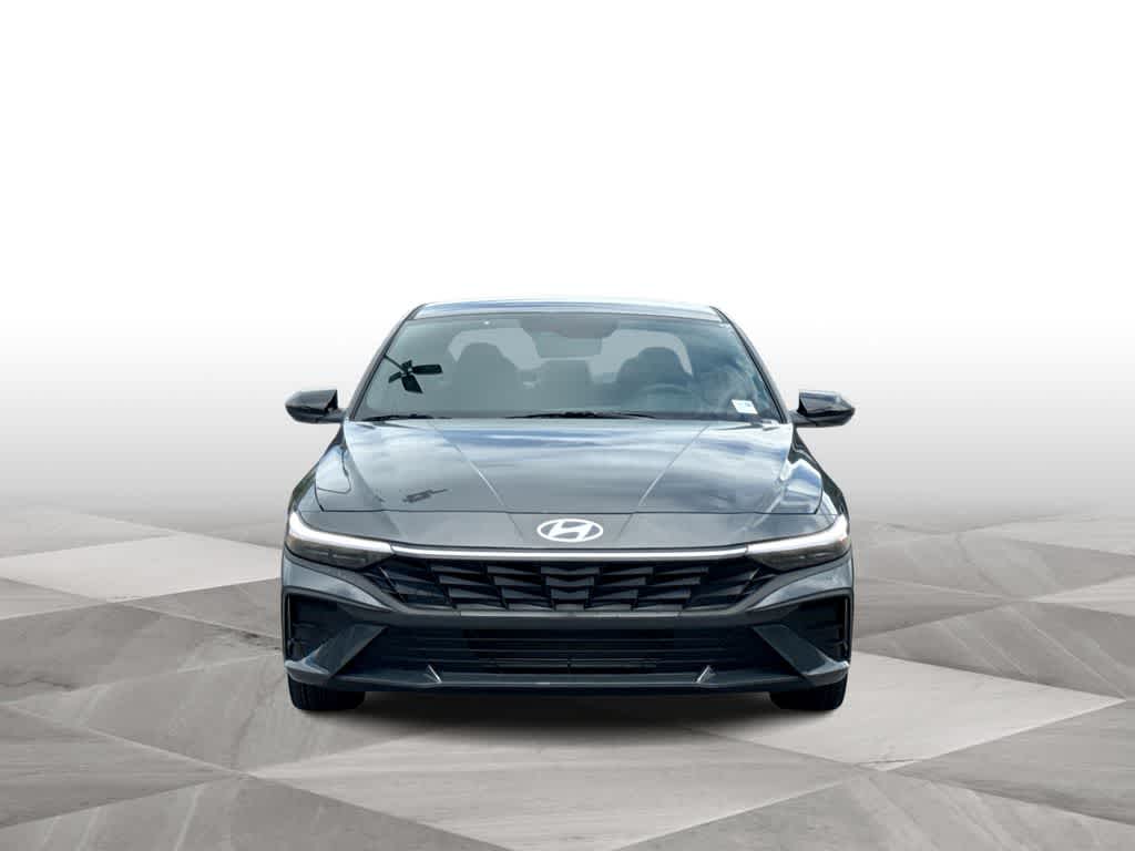 Thumbnail: 2026 Hyundai Elantra - 3