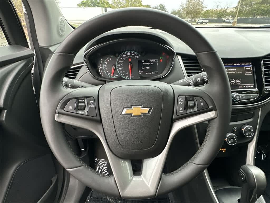 Thumbnail: 2022 Chevrolet Trax - 15