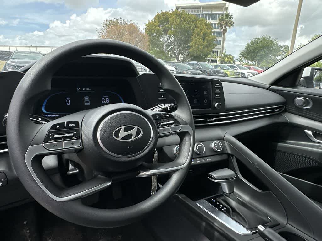 Thumbnail: 2026 Hyundai Elantra - 13