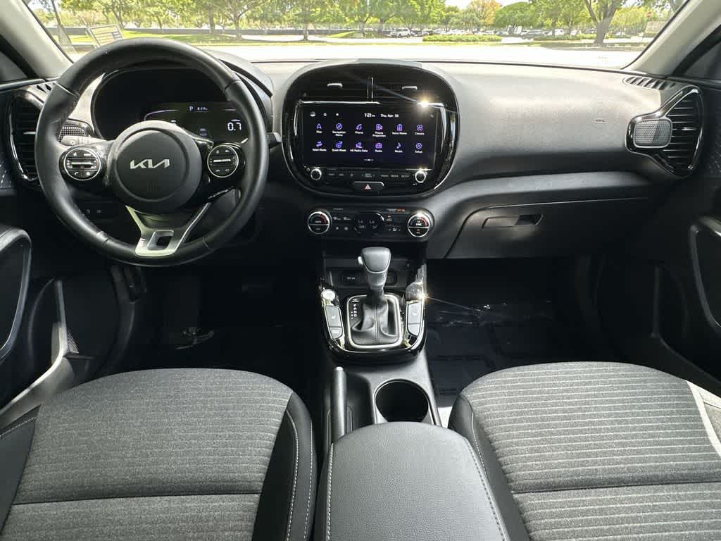Thumbnail: 2023 Kia Soul - 24
