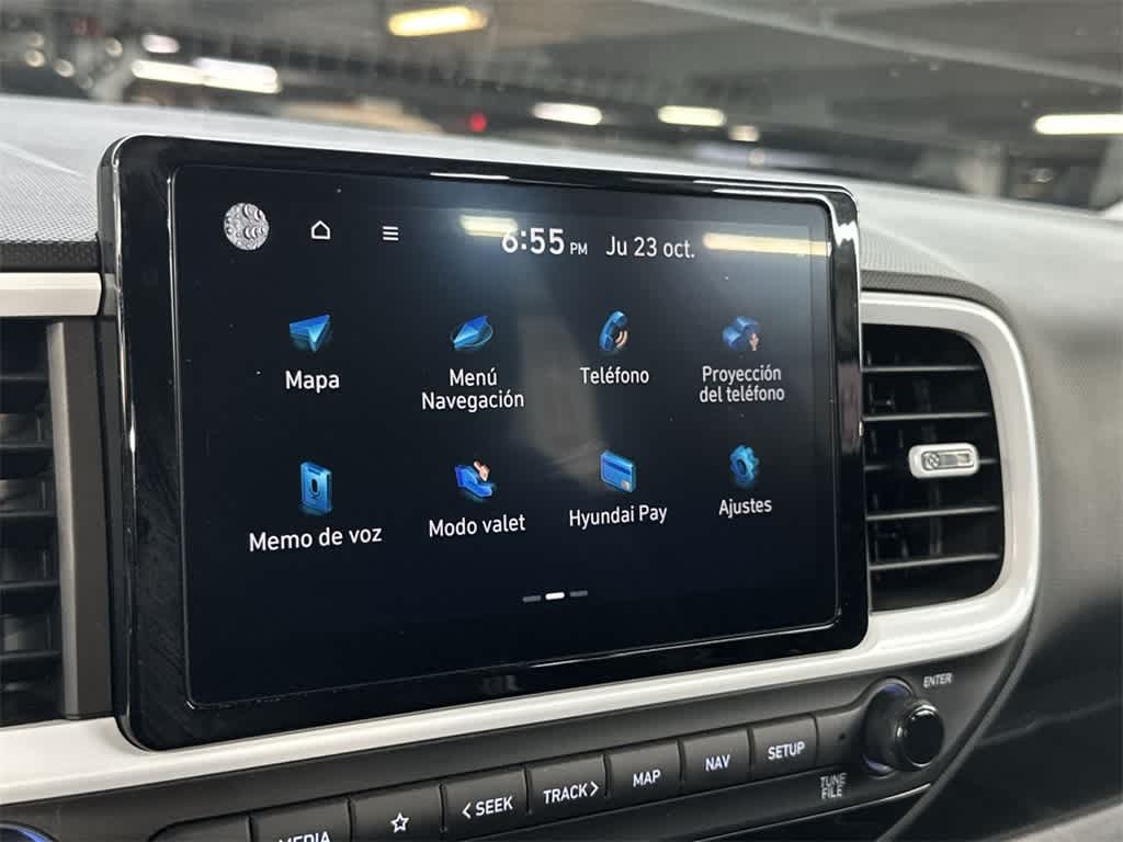 Thumbnail: 2023 Hyundai Venue - 18