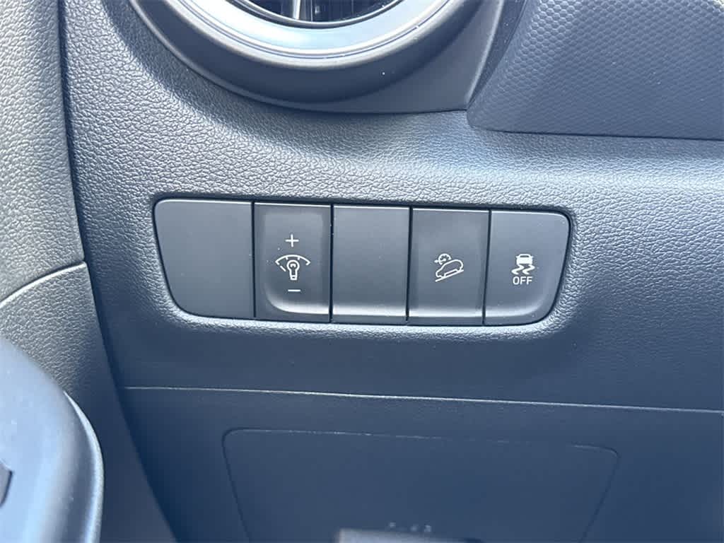 Thumbnail: 2023 Hyundai Kona - 17