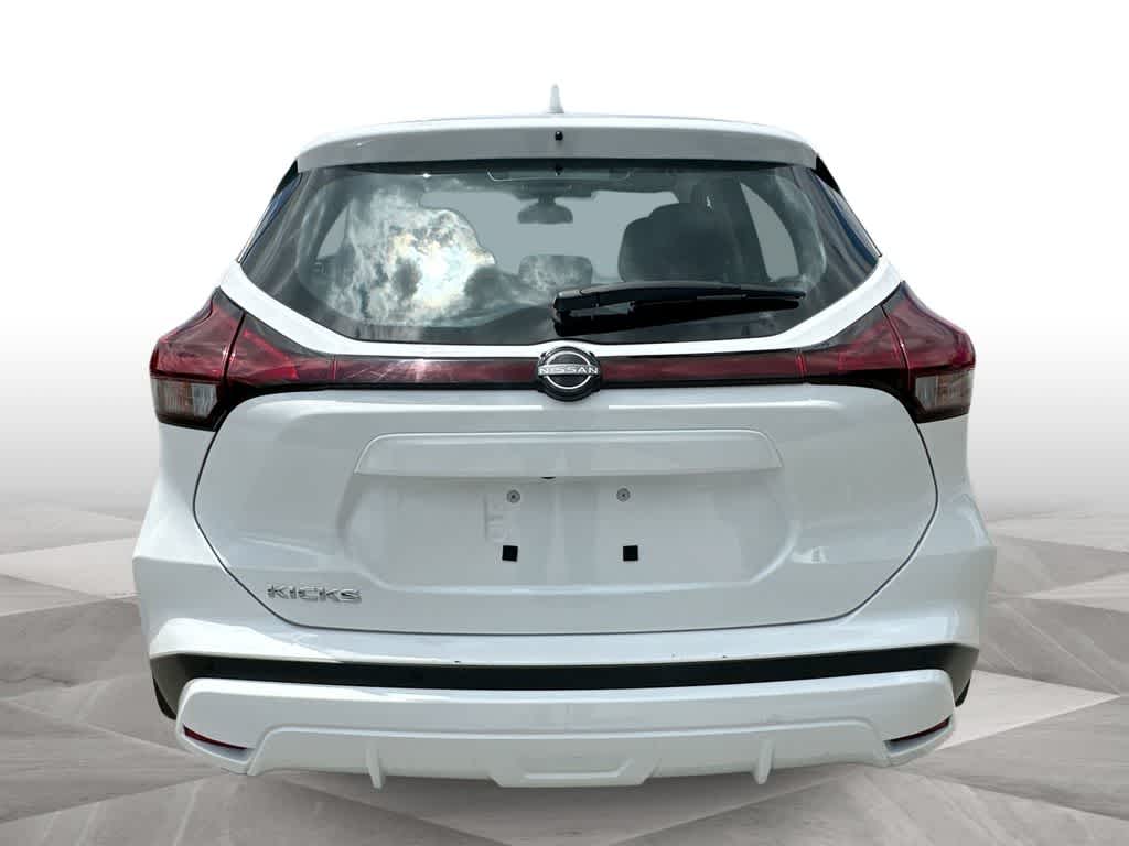 Thumbnail: 2024 Nissan Kicks - 7