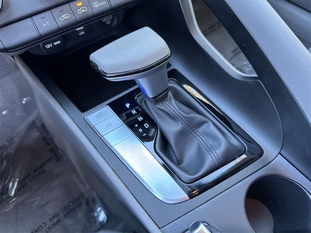 Thumbnail: 2023 Hyundai Elantra - 20